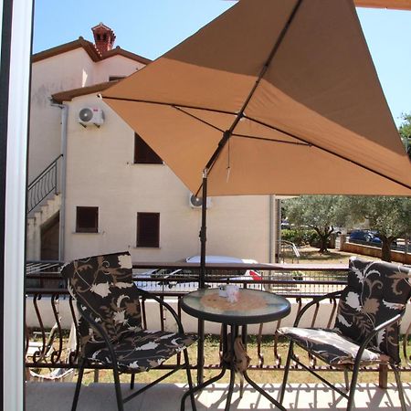Blue Adria Suites Porec Ruang foto