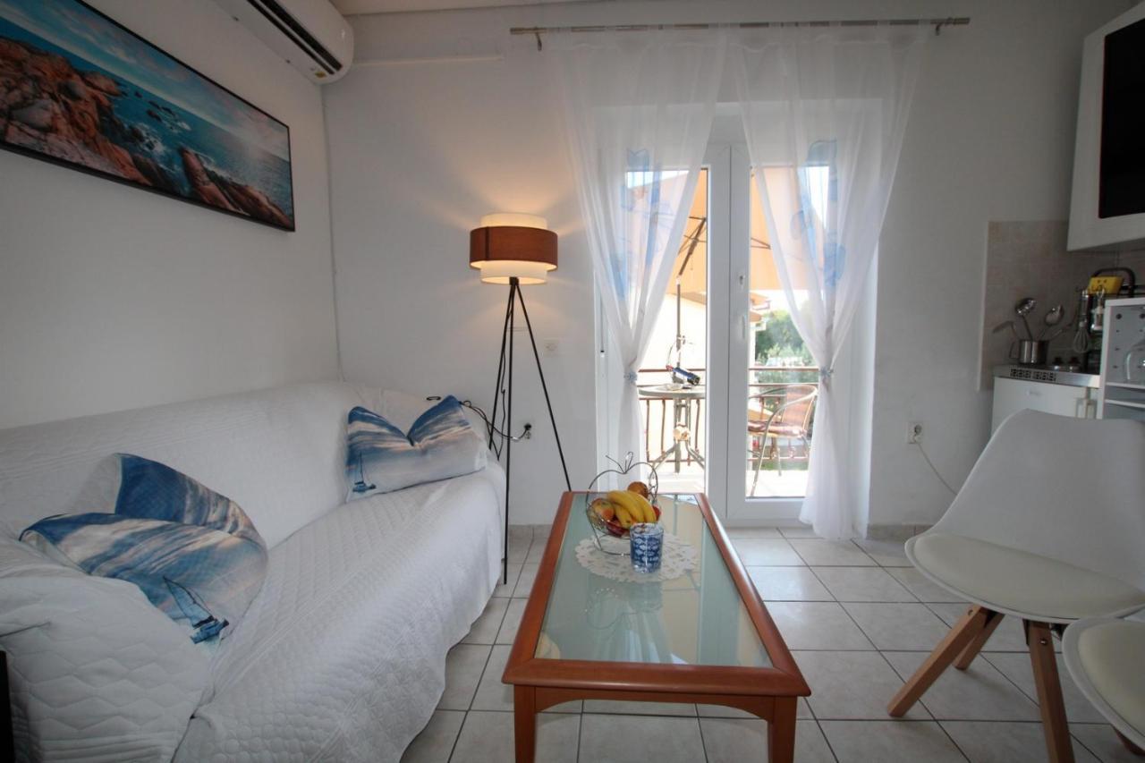 Blue Adria Suites Porec Bagian luar foto