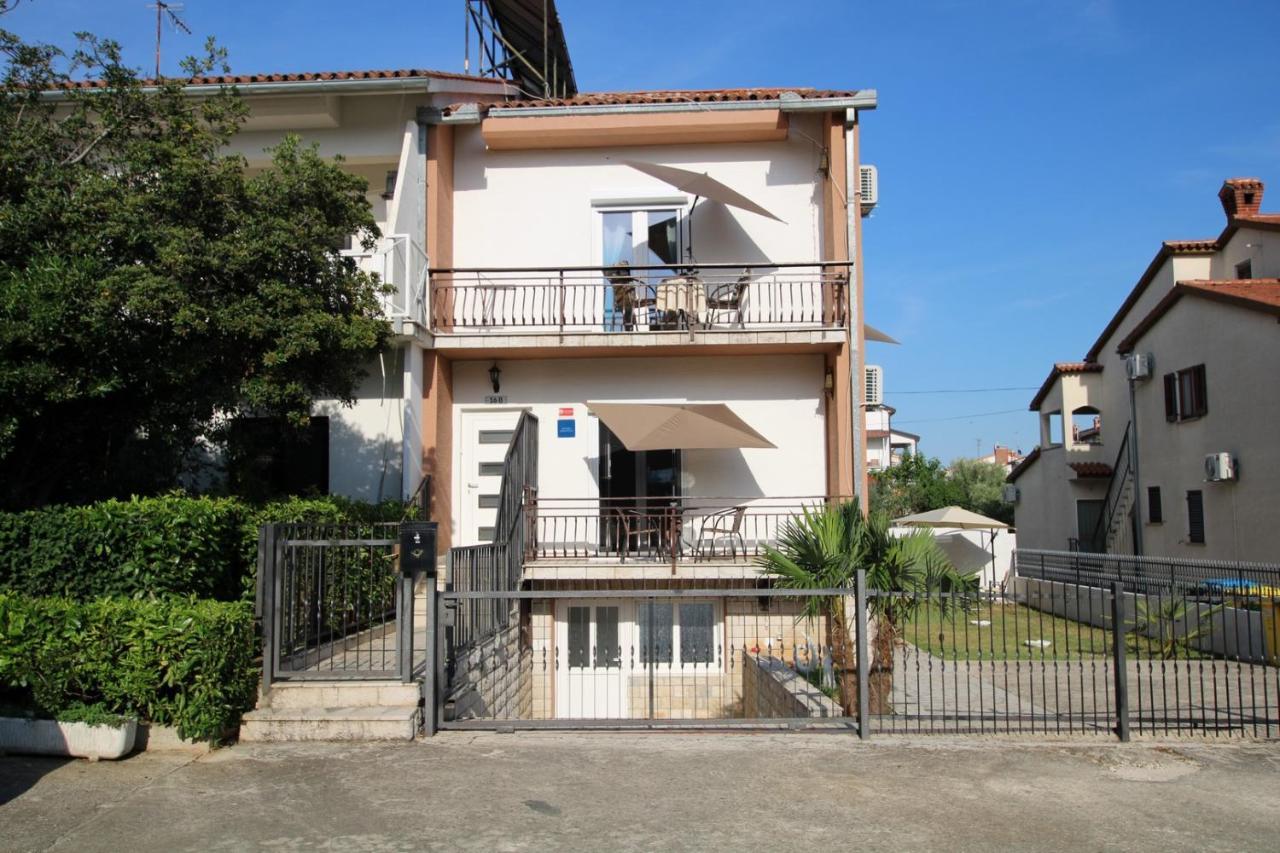 Blue Adria Suites Porec Bagian luar foto