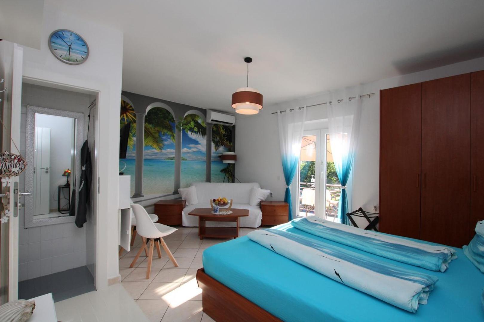 Blue Adria Suites Porec Bagian luar foto